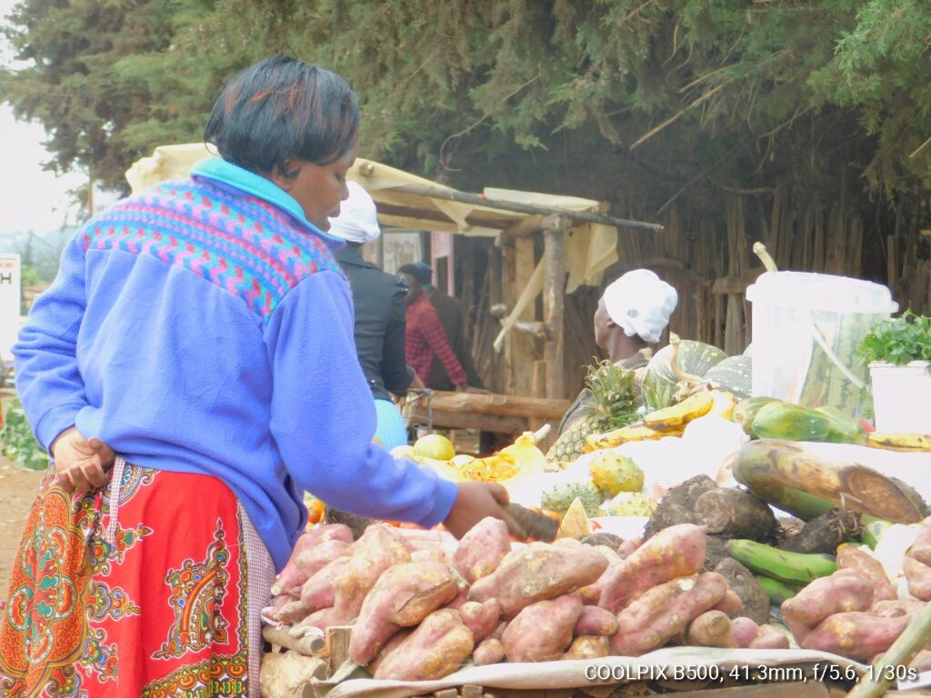 Sweet potatoes for sale in Dundori