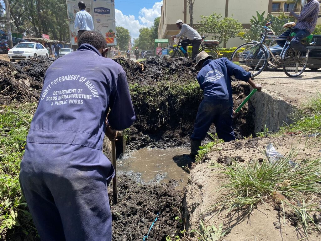Nakuru Drainage maintenance team at work